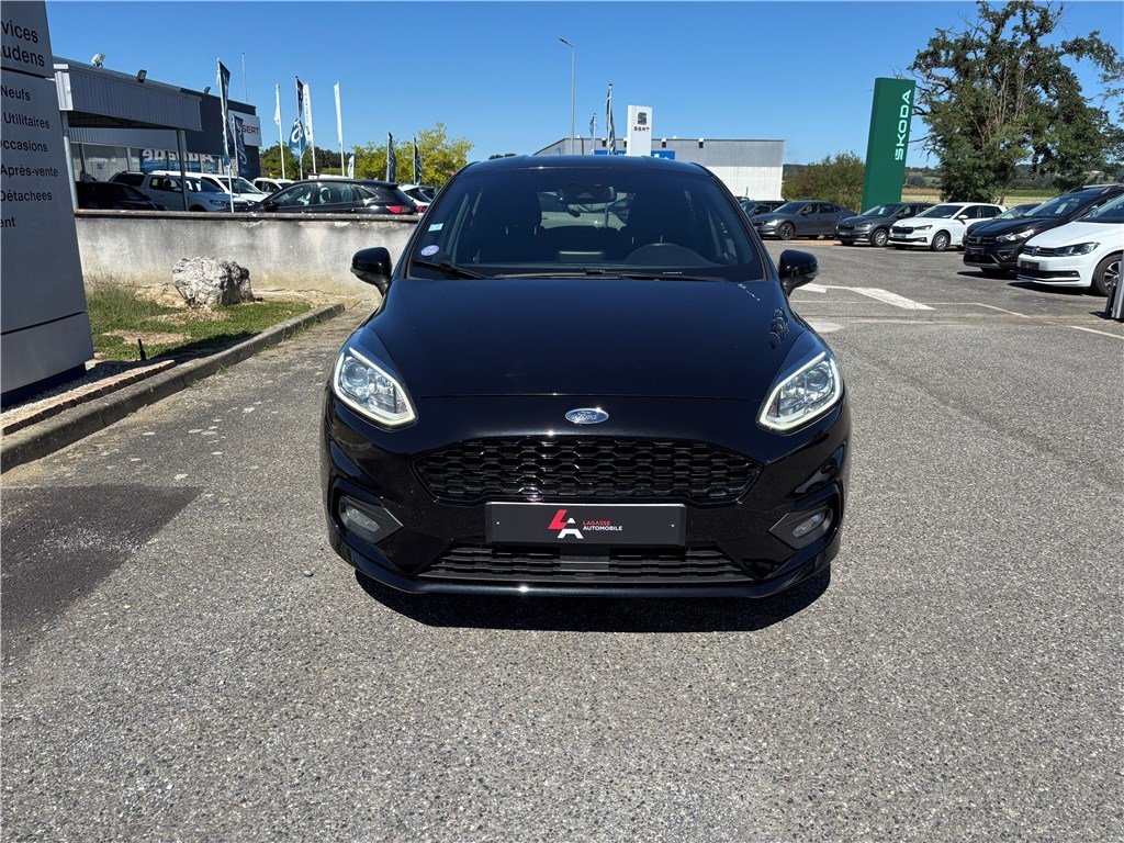 Ford Fiesta - Photo 2