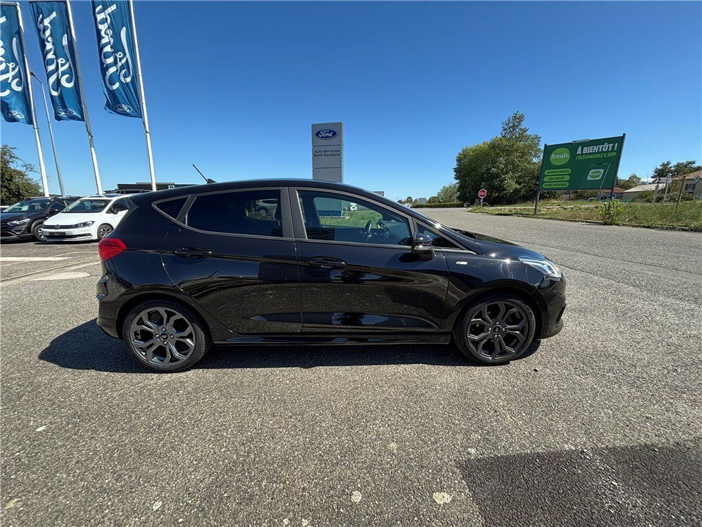 Ford Fiesta - Photo 4