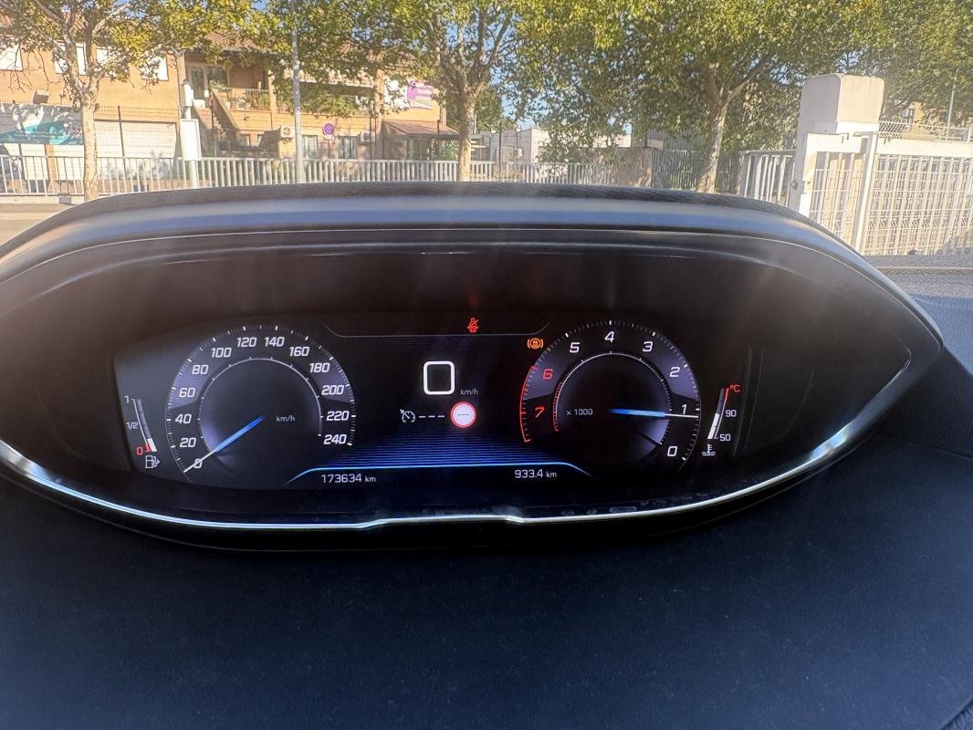 Peugeot 3008 - Photo 8