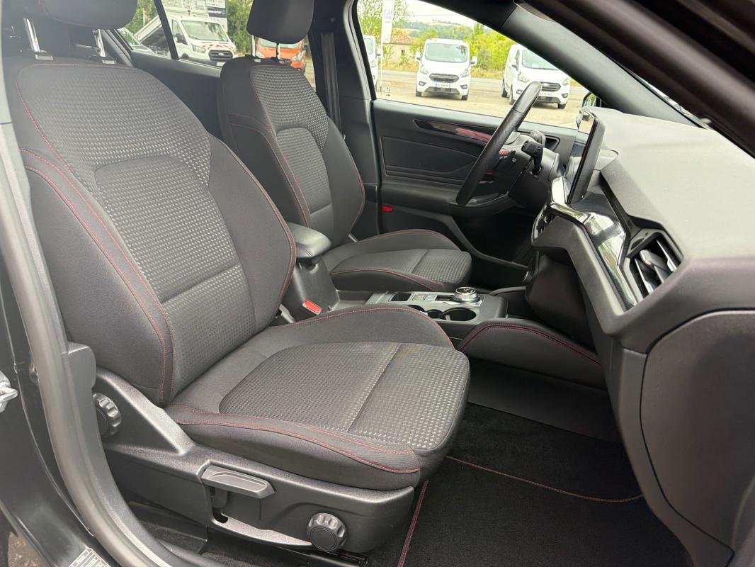 Ford Focus - Photo 11