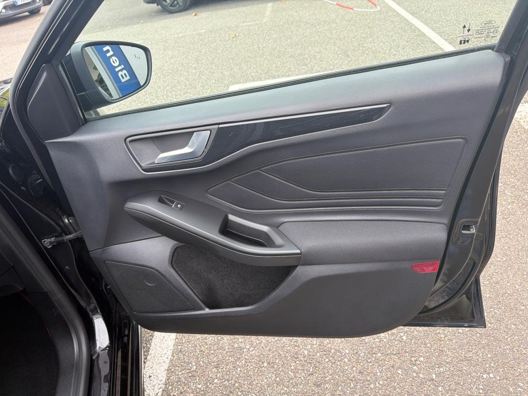 Ford Focus - Photo 13