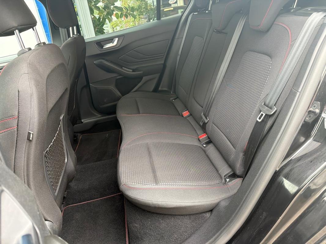 Ford Focus - Photo 14