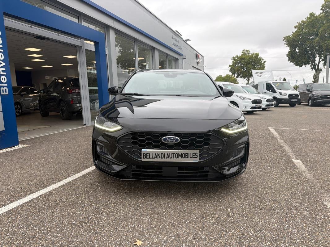 Ford Focus - Photo 2