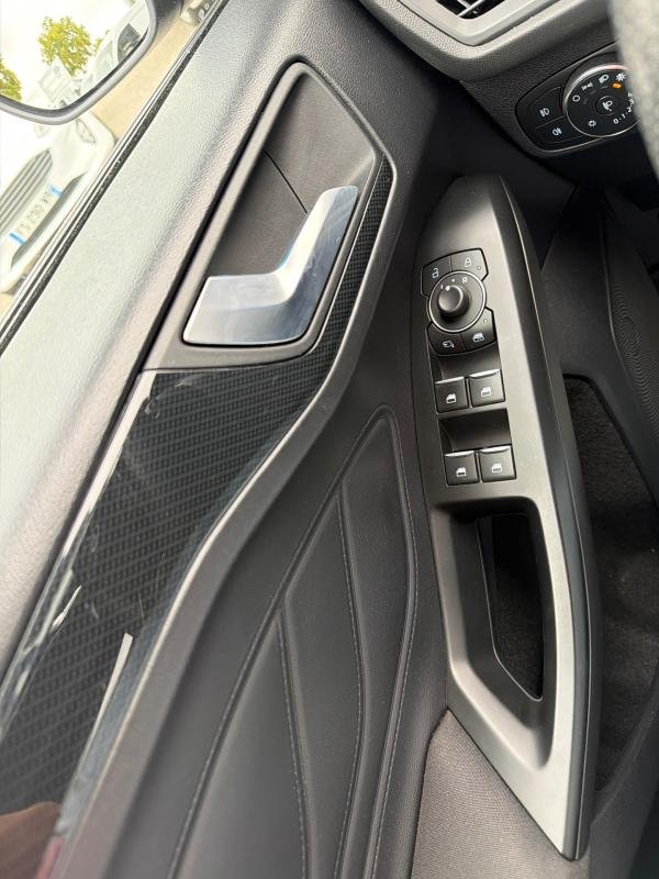 Ford Focus - Photo 31