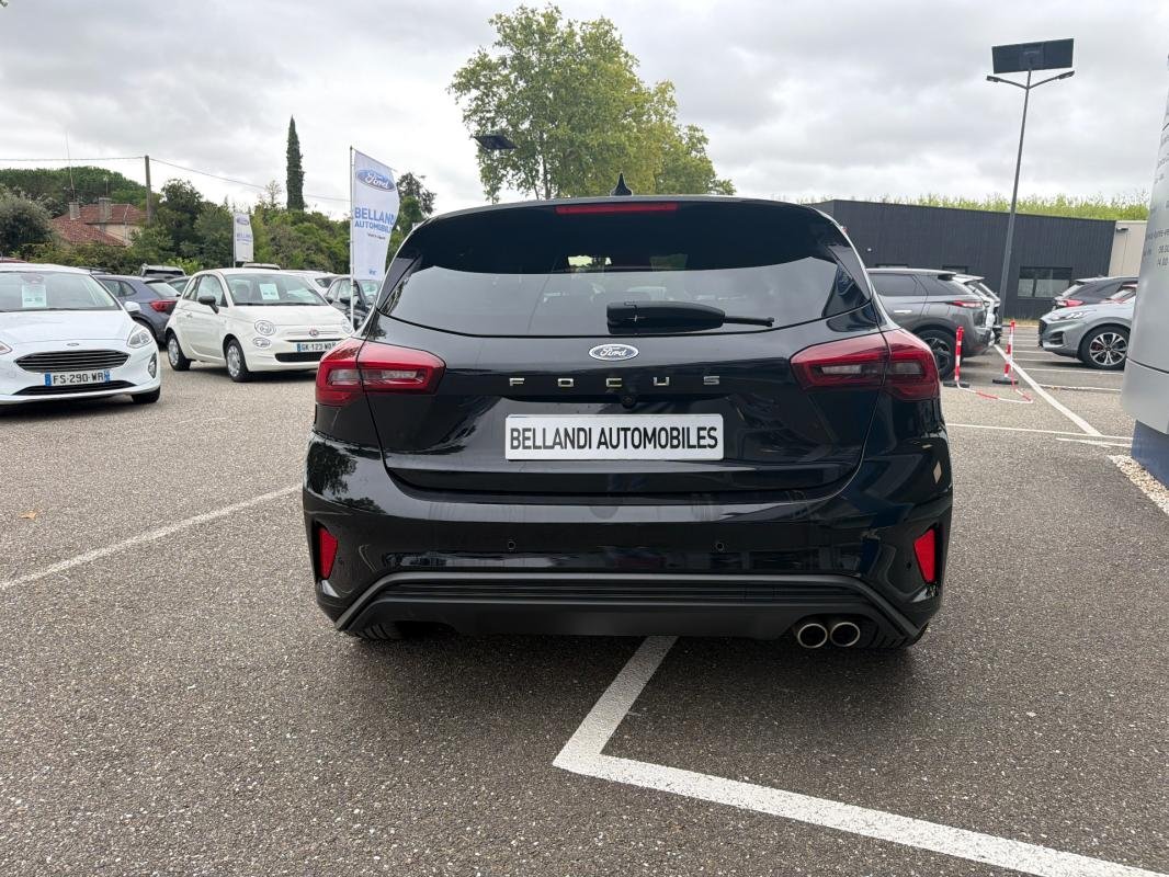 Ford Focus - Photo 6