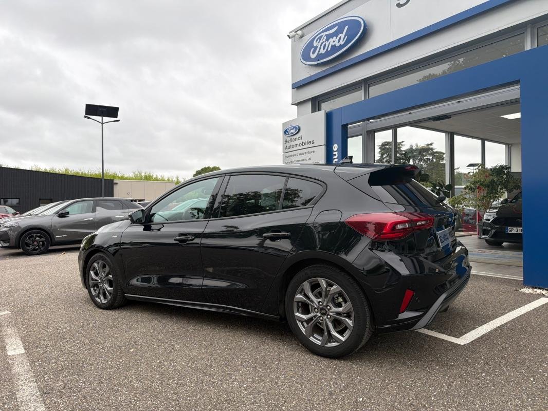 Ford Focus - Photo 7