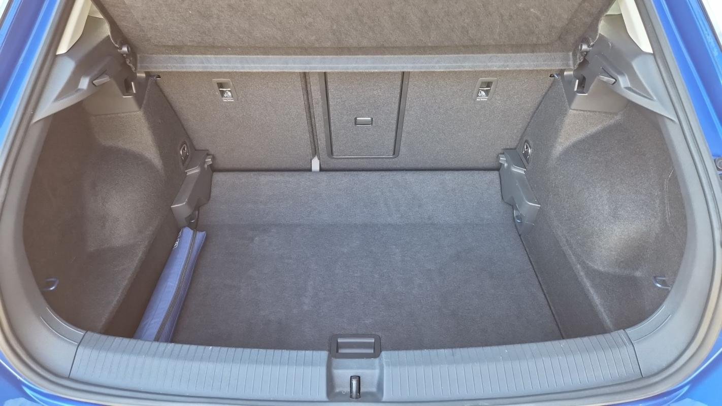Volkswagen T-Roc - Photo 12