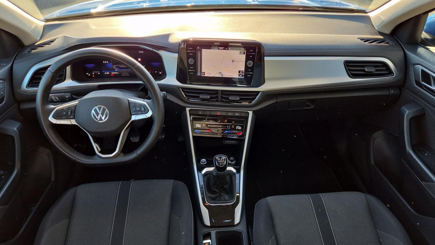 Volkswagen T-Roc - Photo 14