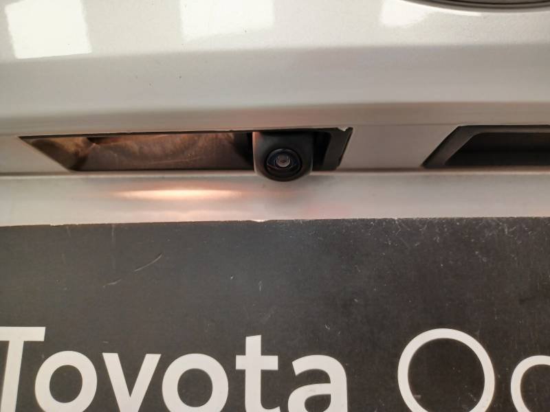 Toyota Corolla - Photo 15