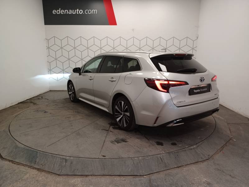 Toyota Corolla - Photo 3