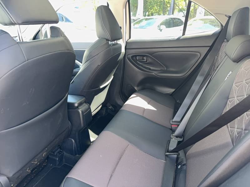 Toyota Yaris - Photo 13