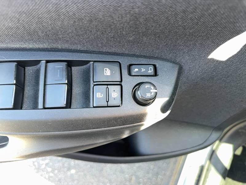 Toyota Yaris - Photo 14