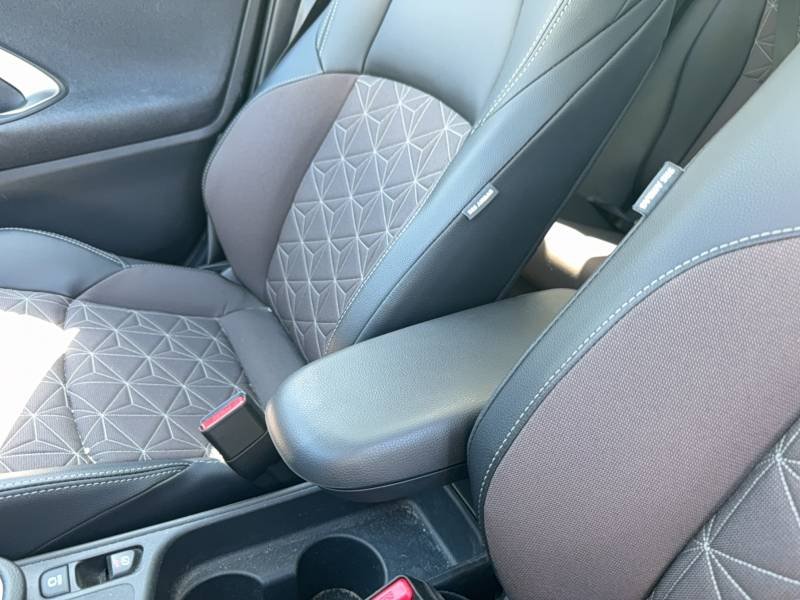 Toyota Yaris - Photo 16