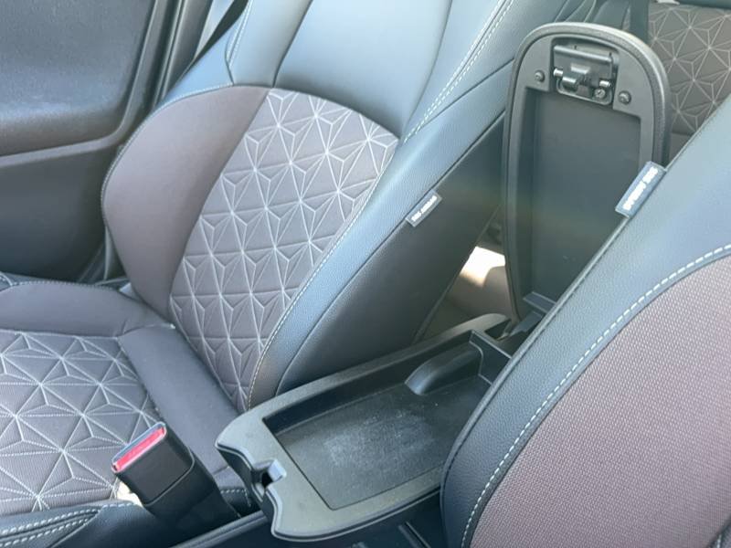 Toyota Yaris - Photo 17