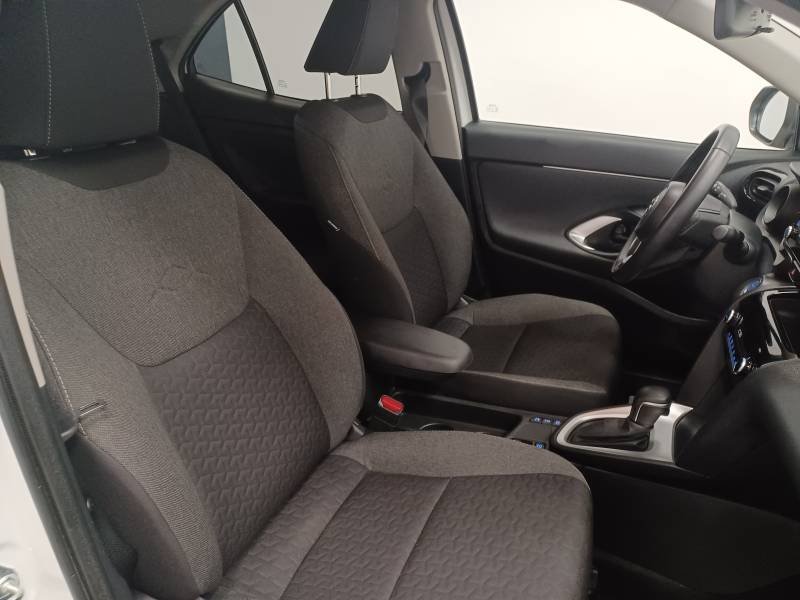Toyota Yaris - Photo 16