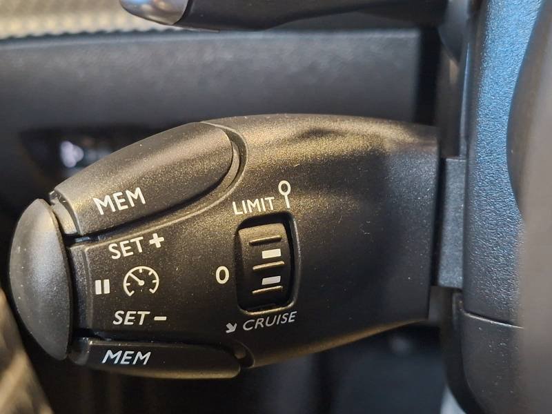 Peugeot 2008 - Photo 17