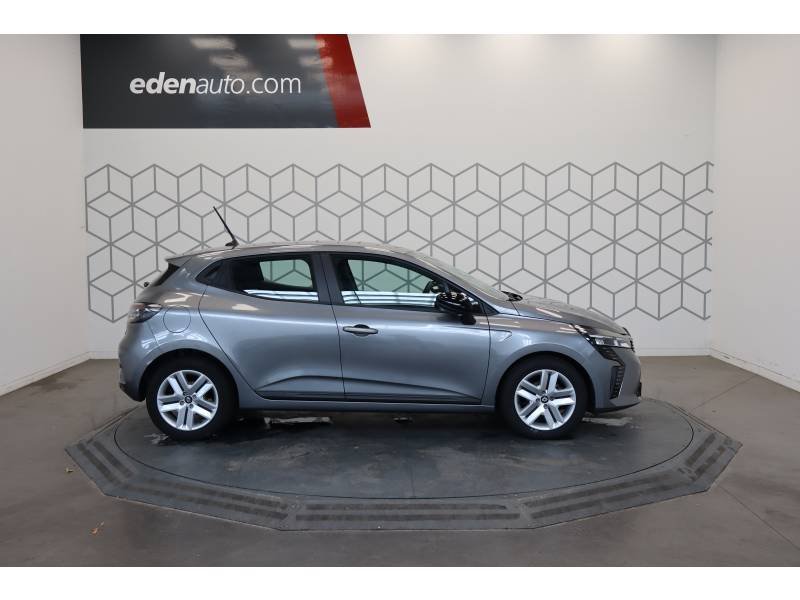Renault Clio - Photo 32
