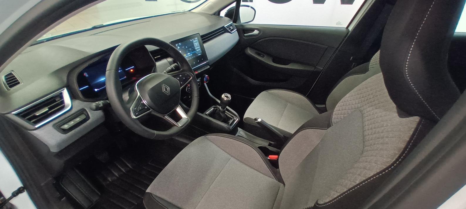 Renault Clio - Photo 11