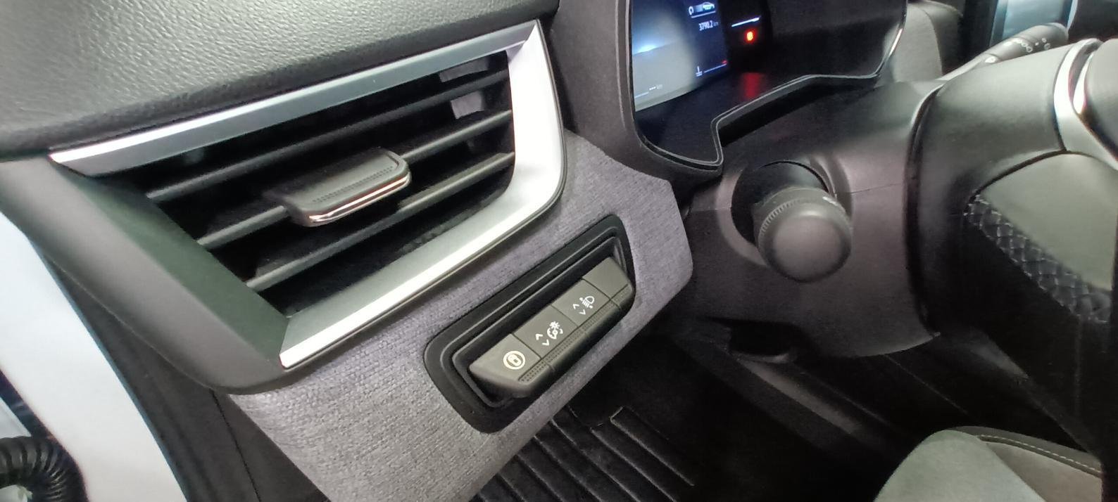 Renault Clio - Photo 13