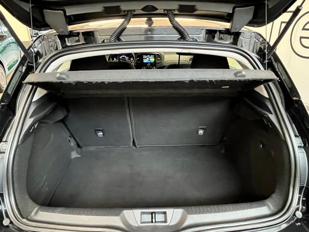 Renault Mégane - Photo 2