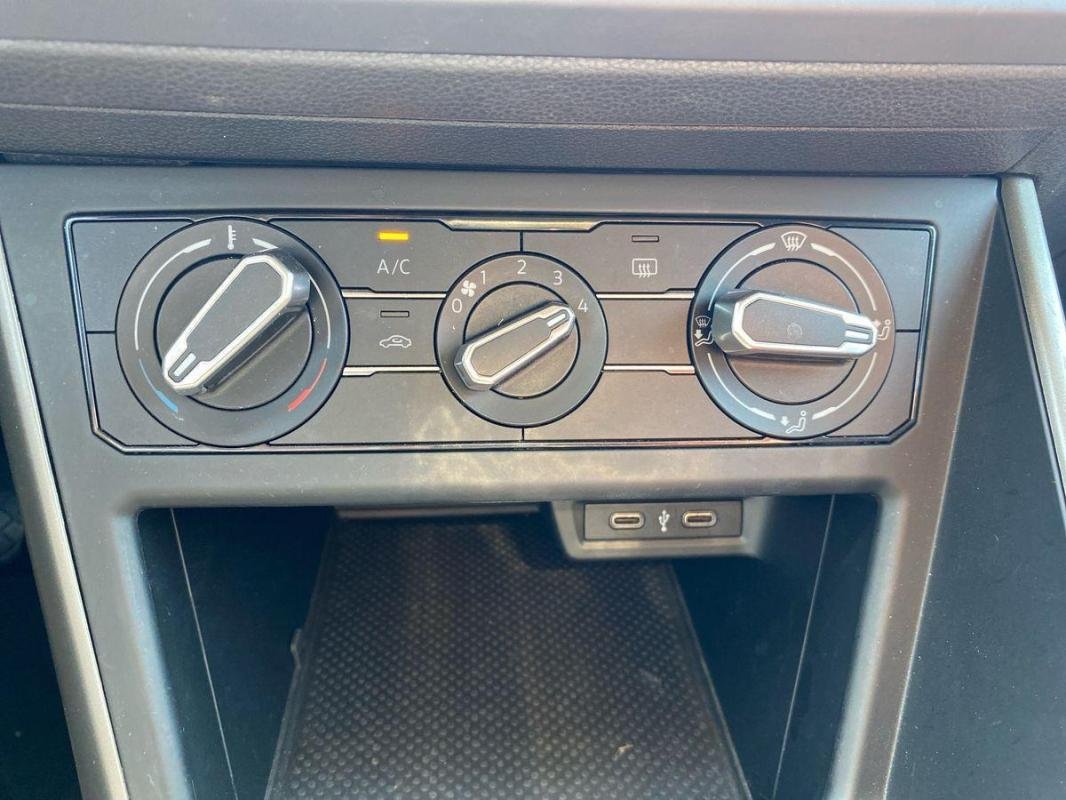 Volkswagen Polo - Photo 15