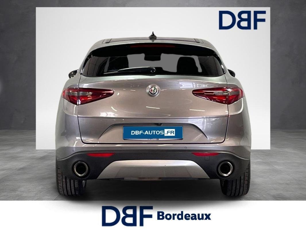 Alfa Romeo Stelvio - Photo 5