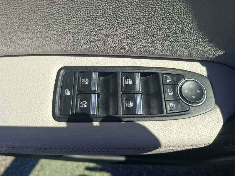 Renault Captur - Photo 18