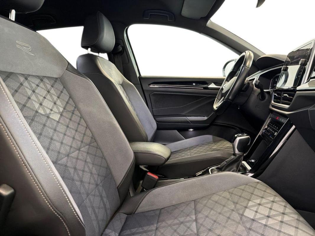 Volkswagen T-Roc - Photo 13