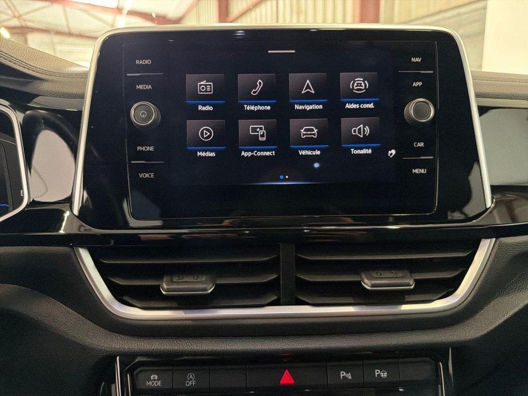 Volkswagen T-Roc - Photo 16