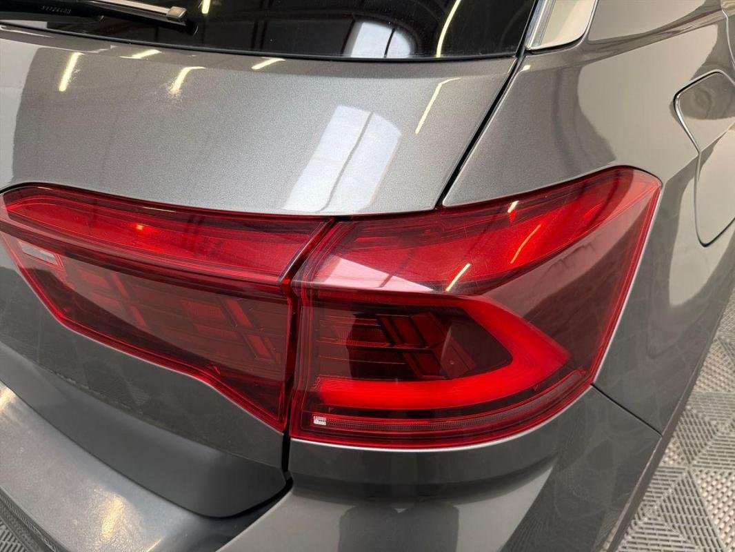Volkswagen T-Roc - Photo 30