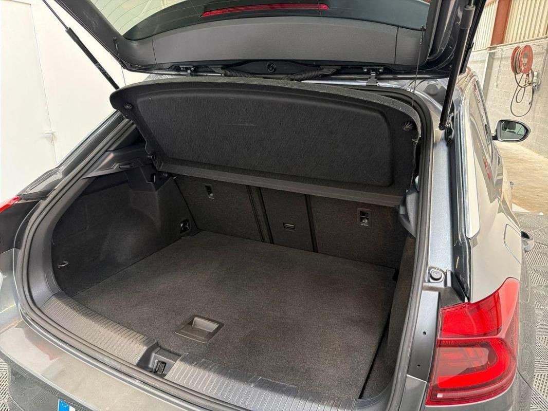 Volkswagen T-Roc - Photo 32