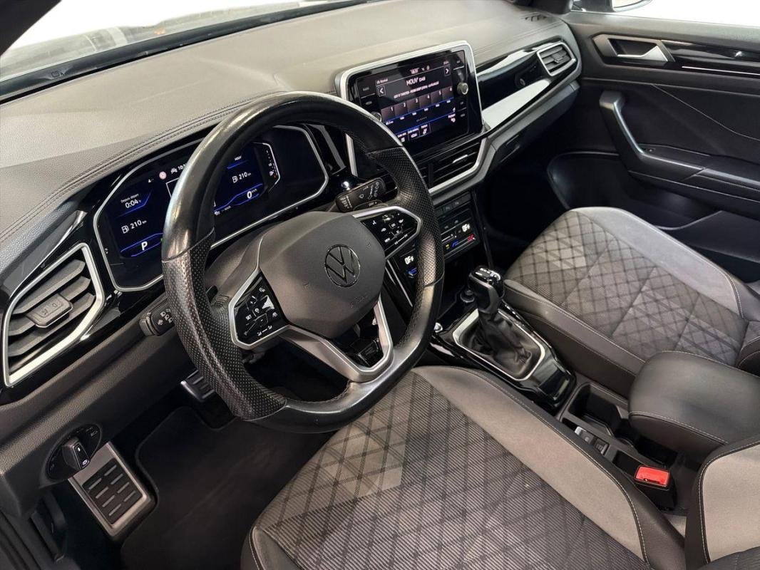 Volkswagen T-Roc - Photo 9