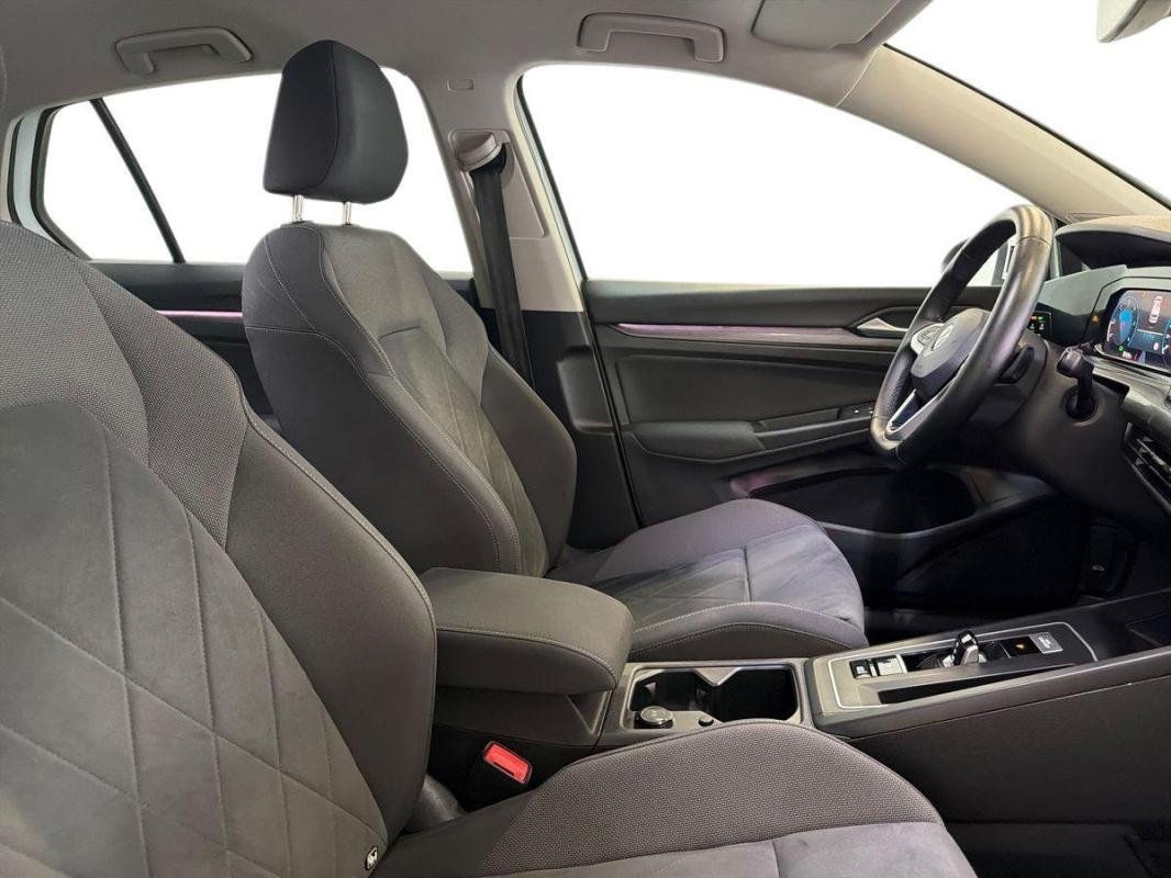 Volkswagen Golf - Photo 13