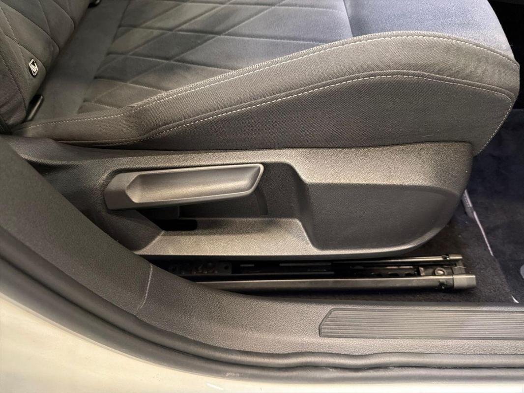 Volkswagen Golf - Photo 14
