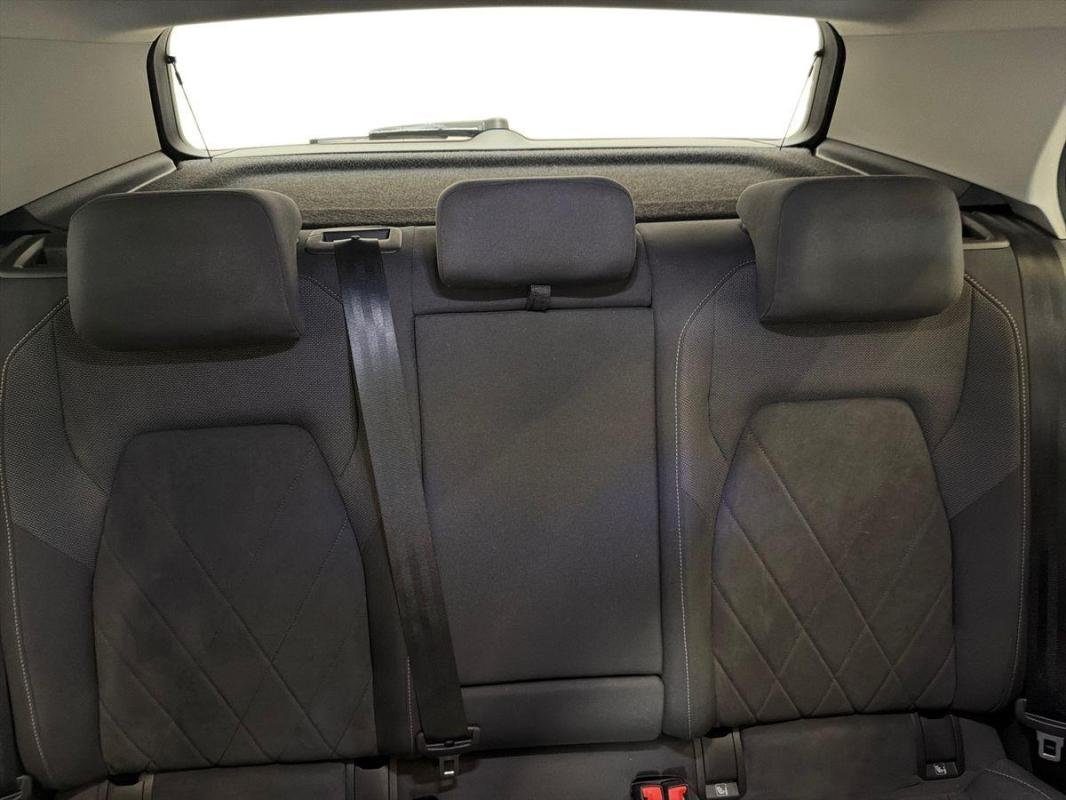 Volkswagen Golf - Photo 22