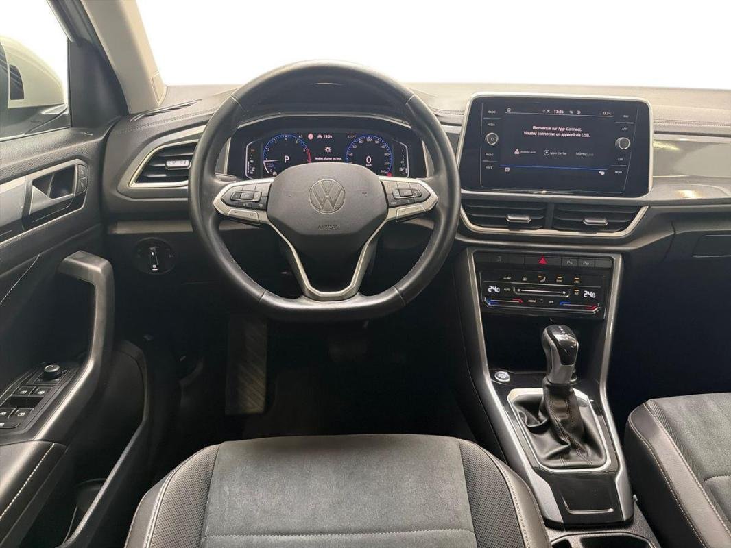 Volkswagen T-Roc - Photo 24