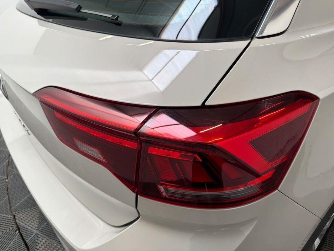 Volkswagen T-Roc - Photo 30