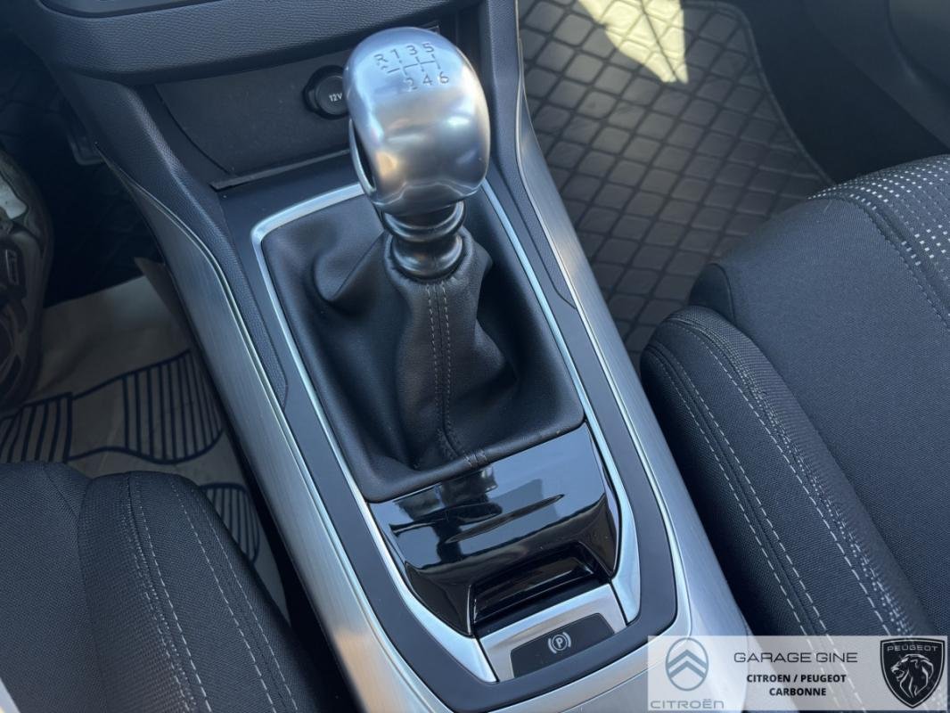 Peugeot 308 SW - Photo 14