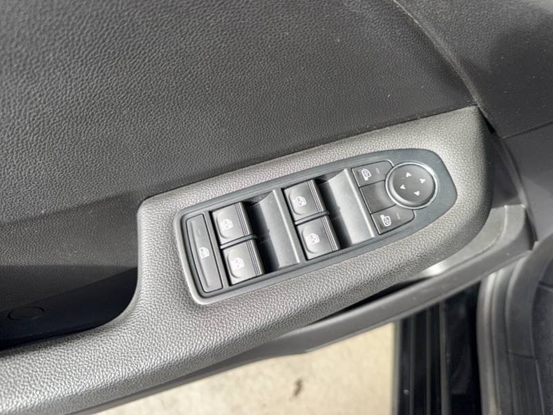 Renault Clio - Photo 18