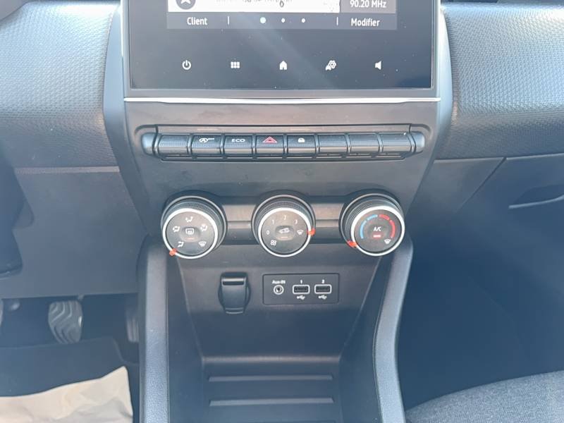 Renault Clio - Photo 24