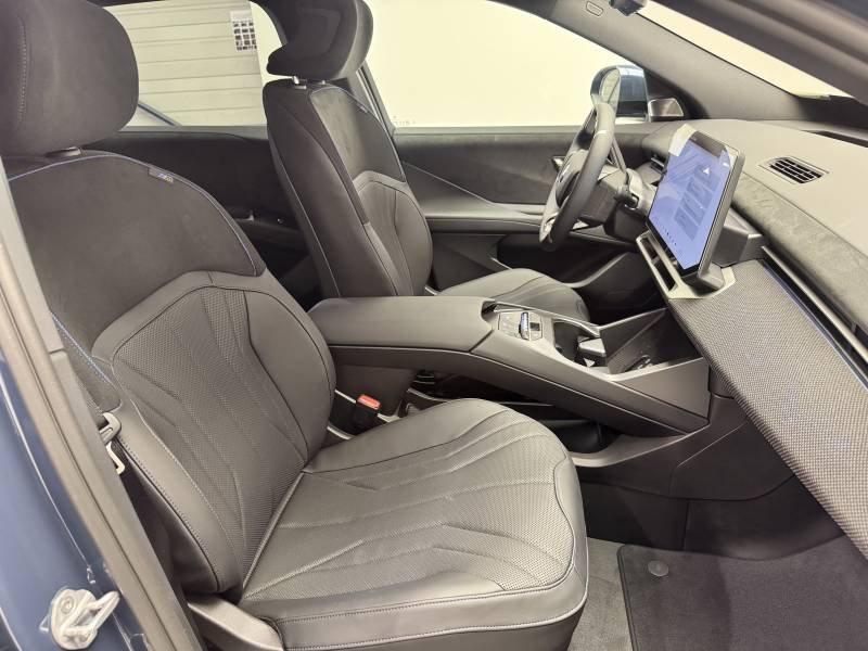 BMW iX3 - Photo 12