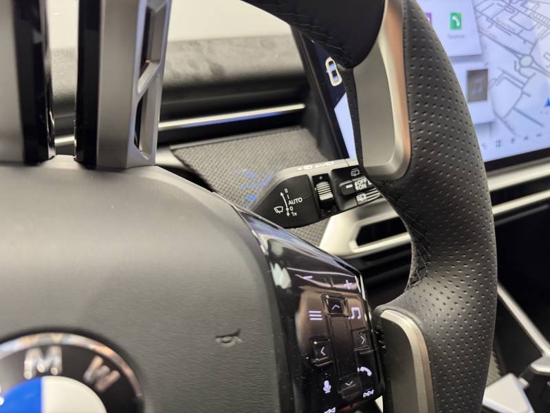BMW iX3 - Photo 2