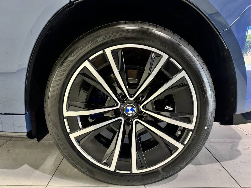 BMW iX3 - Photo 25