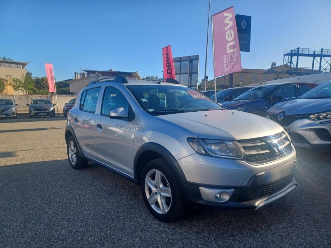 Dacia Sandero II - Photo 1