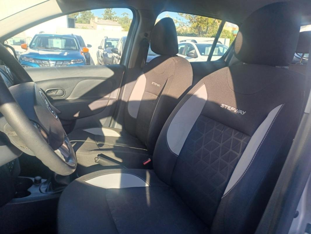 Dacia Sandero II - Photo 12