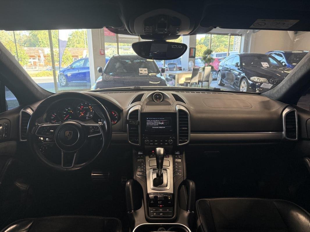 Porsche Cayenne - Photo 15