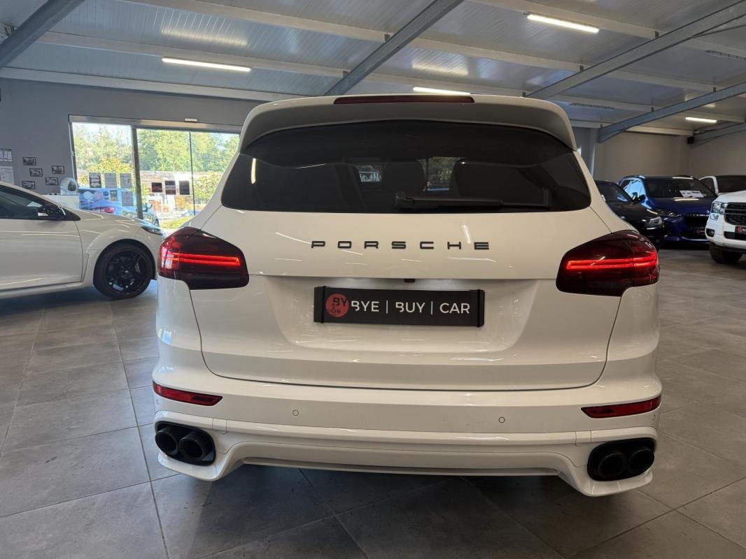 Porsche Cayenne - Photo 8