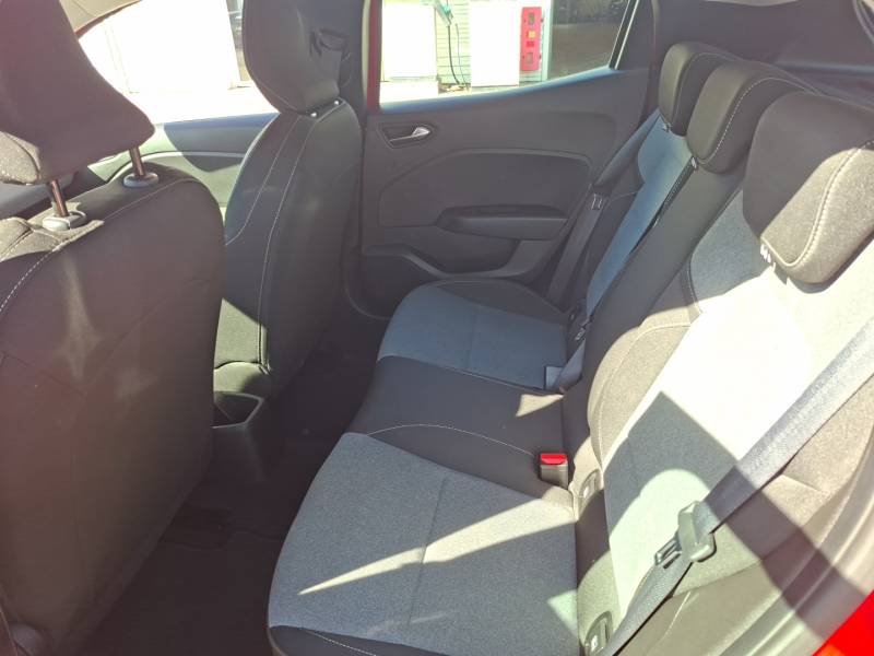 Renault Clio - Photo 17