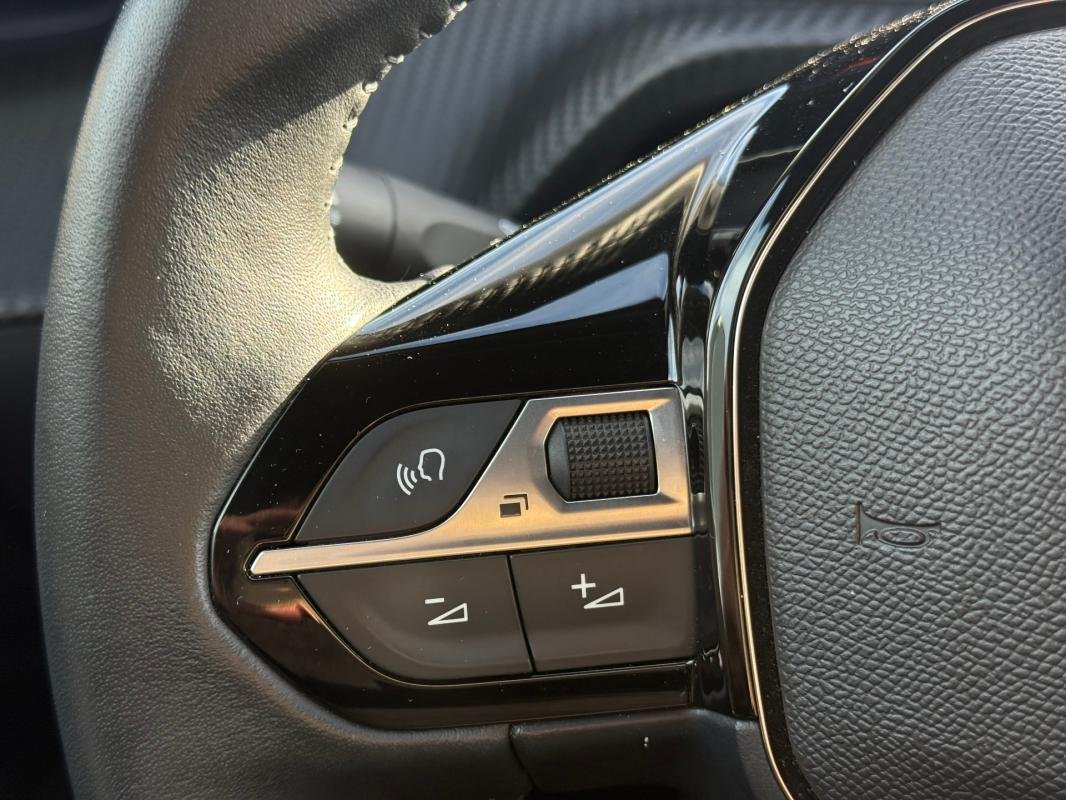 Peugeot 2008 - Photo 12