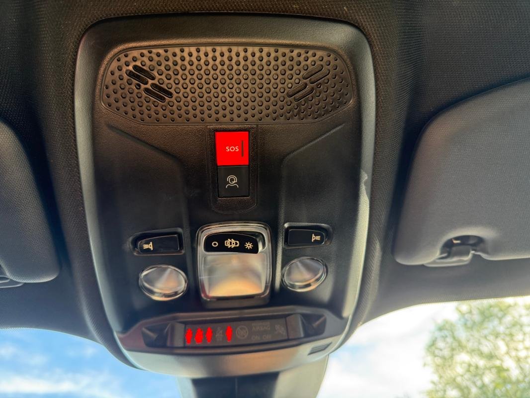 Peugeot 2008 - Photo 24